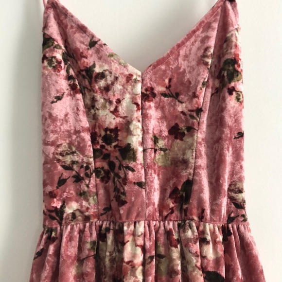 NEW PACSUN LA Hearts velvet floral romper - Picture 3 of 4